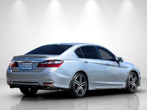 Lunar Silver Metallic 2016 Honda Accord Touring