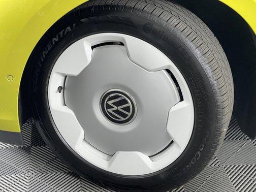 2025 Volkswagen ID. Buzz 1st Edition with 4MOTION