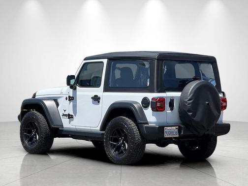Bright White Clearcoat 2025 Jeep Wrangler Sport