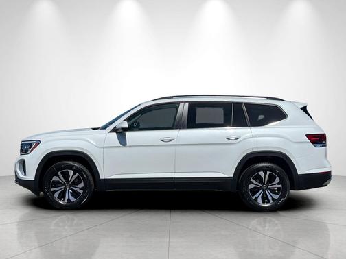 opal white pearl 2026 Volkswagen Atlas 2.0T SE