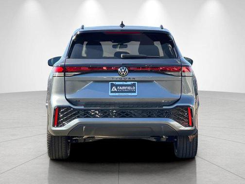 2026 Volkswagen Tiguan 2.0T SE R-Line Black 4MOTION