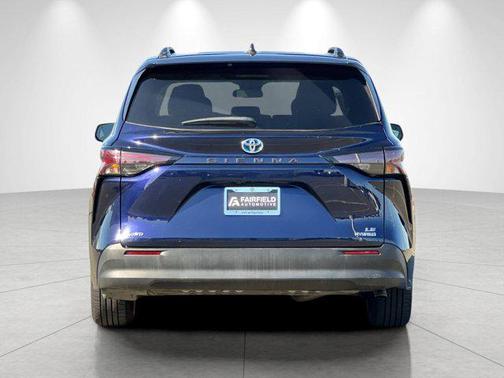 Blueprint 2023 Toyota Sienna LE