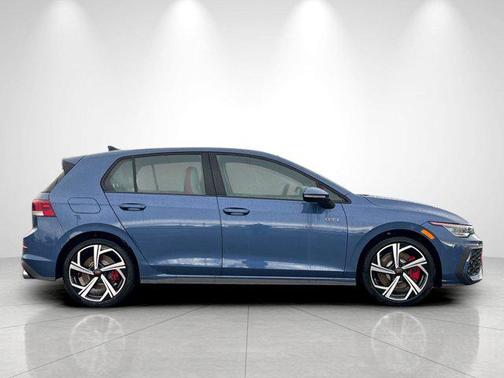 2026 Volkswagen Golf GTI 2.0T SE DSG