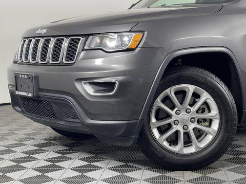 2021 Jeep Grand Cherokee Laredo
