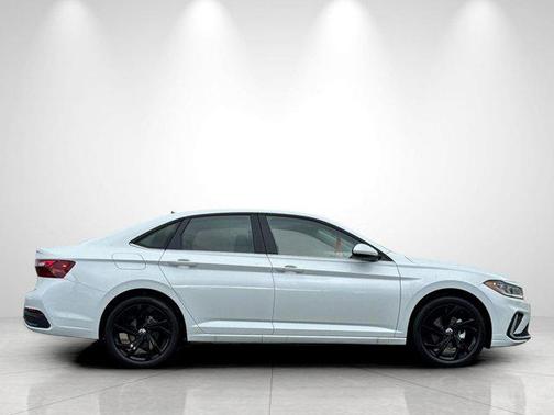 2026 Volkswagen Jetta 1.4T SE