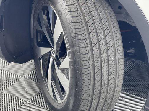 2025 Volkswagen ID.4 Standard