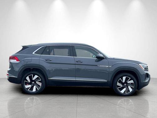 2026 Volkswagen Atlas Cross Sport 2.0T SEL