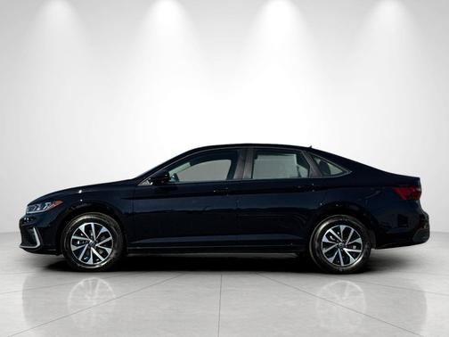Deep Black Pearl 2027 Volkswagen Jetta 1.4T S
