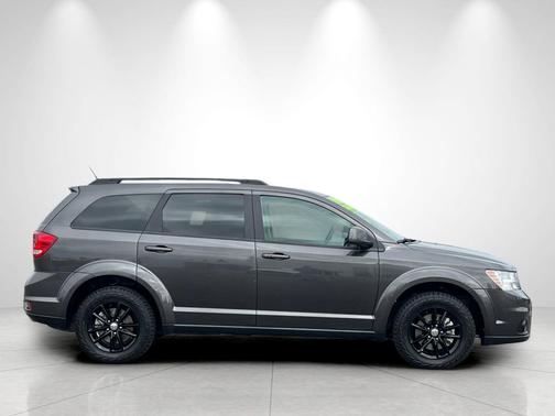 Granite Pearlcoat 2017 Dodge Journey SXT