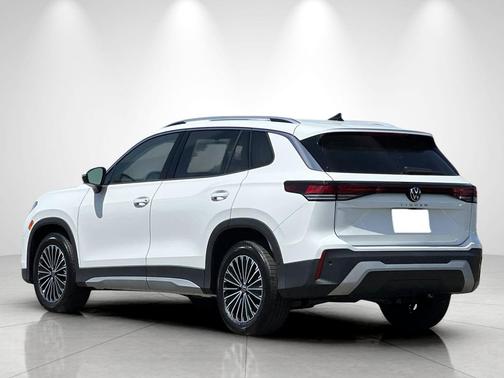 pure white 2026 Volkswagen Tiguan 2.0T S