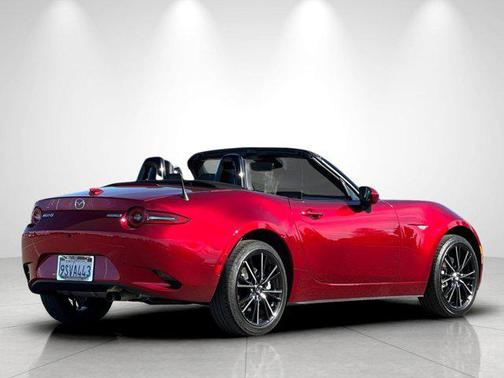 Soul Red Crystal Metallic 2025 Mazda MX-5 Miata Grand Touring