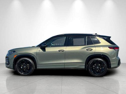 Avocado Green w/Deep Black Roof 2026 Volkswagen Tiguan 2.0T SE R-Line Black