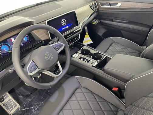 2026 Volkswagen Atlas 2.0T SEL Premium R-Line 4MOTION