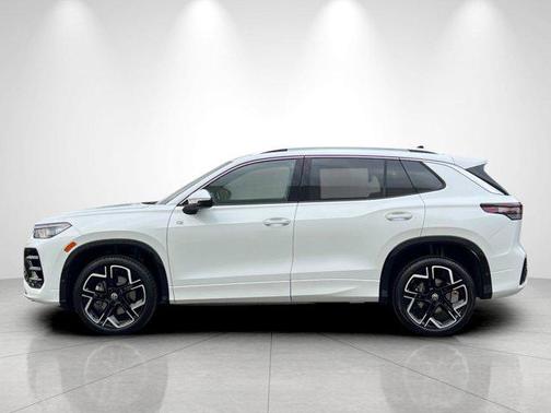 2026 Volkswagen Tiguan 2.0T SEL R-Line 4MOTION