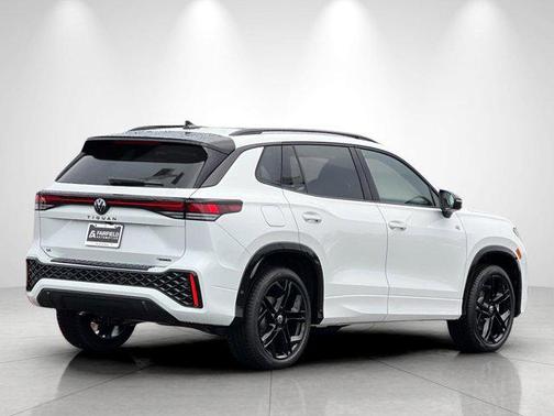 2026 Volkswagen Tiguan 2.0T SE R-Line Black 4MOTION