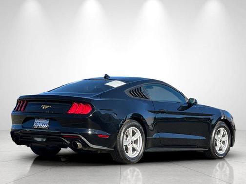 2023 Ford Mustang EcoBoost