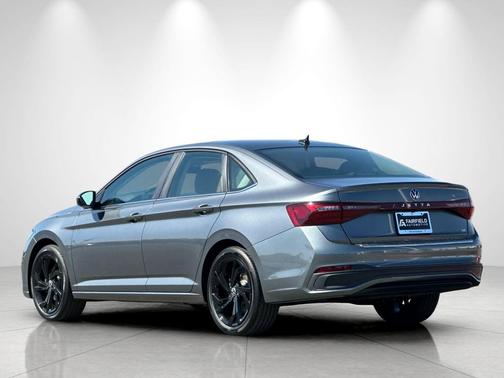 Gray 2026 Volkswagen Jetta 1.4T SE