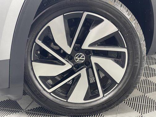 2024 Volkswagen Atlas 2.0T SE w/Technology 4MOTION