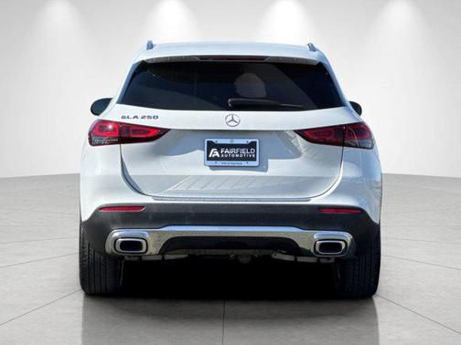 White 2022 Mercedes-Benz GLA 250 Base