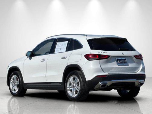 White 2022 Mercedes-Benz GLA 250 Base