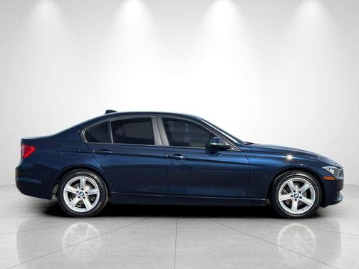 Blue 2014 BMW 320 i