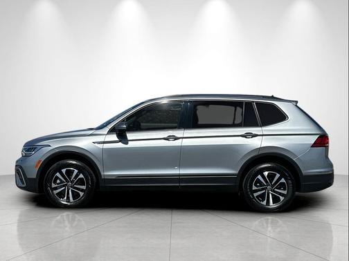 PYRITE SILVER 2023 Volkswagen Tiguan 2.0T S 4MOTION