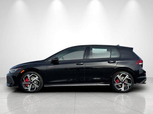Mythos Black Metallic 2026 Volkswagen Golf GTI 2.0T SE DSG