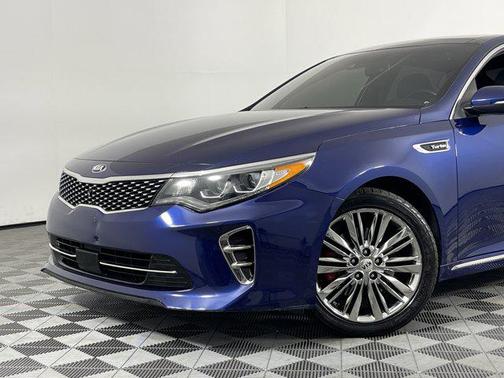 2017 Kia Optima SXL Turbo