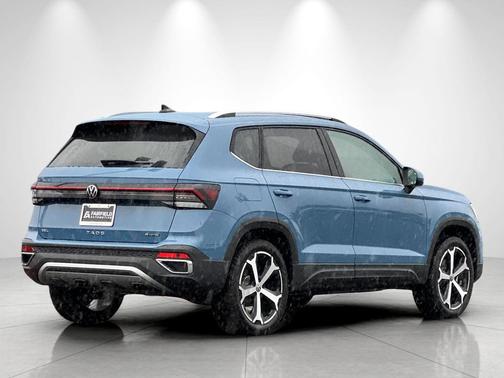 Monterey Blue Pearl 2026 Volkswagen Taos SEL