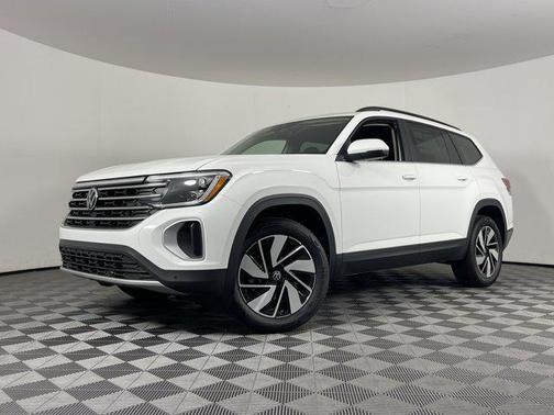2025 Volkswagen Atlas 2.0T SE w/Technology 4MOTION
