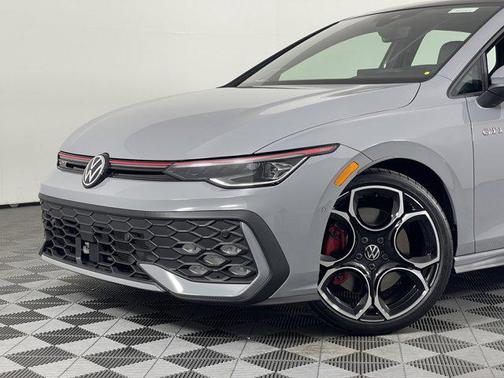 2025 Volkswagen Golf GTI 2.0T S DSG