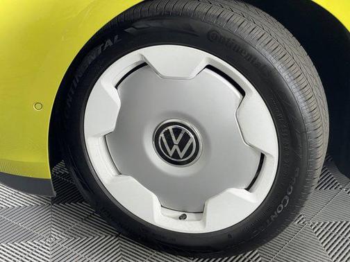 2025 Volkswagen ID. Buzz 1st Edition with 4MOTION