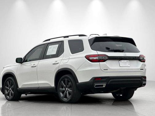 2025 Honda Pilot Sport