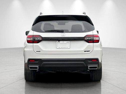 2025 Honda Pilot Sport