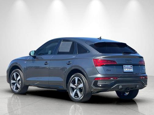 Daytona Gray Pearl Effect 2022 Audi Q5 45 S line Premium Plus