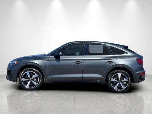Daytona Gray Pearl Effect 2022 Audi Q5 45 S line Premium Plus