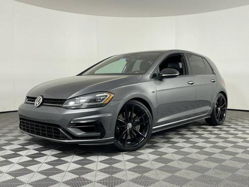 2018 Volkswagen Golf R 2.0T DSG