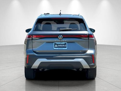 platinum gray metallic 2026 Volkswagen Tiguan 2.0T SE