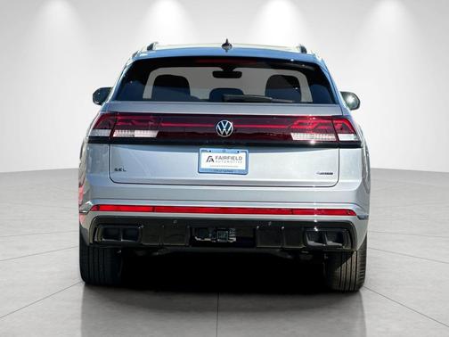 Silver Mist Metallic 2026 Volkswagen Atlas Cross Sport 2.0T SEL