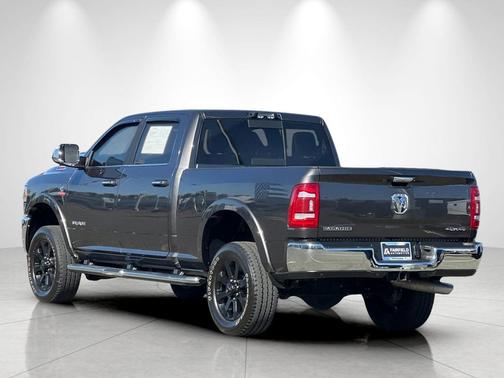 Granite Crystal Metallic Clearcoat 2022 RAM 2500 Laramie Crew Cab 4x4 6'4' Box