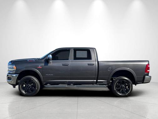 Granite Crystal Metallic Clearcoat 2022 RAM 2500 Laramie Crew Cab 4x4 6'4' Box