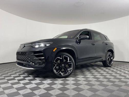 2026 Volkswagen Tiguan 2.0T SEL