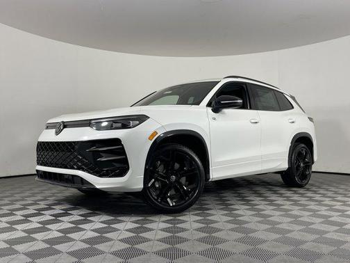 2025 Volkswagen Tiguan 2.0T SE R-Line Black 4MOTION