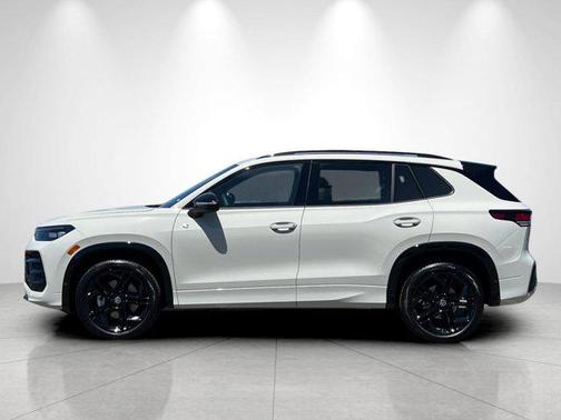 sandstone 2026 Volkswagen Tiguan 2.0T SE R-Line Black 4MOTION