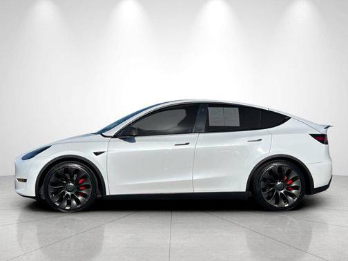 2022 Tesla Model Y Performance Dual Motor All-Wheel Drive