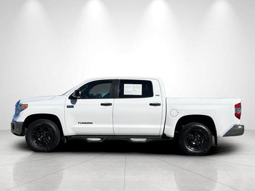 Super White 2017 Toyota Tundra SR5