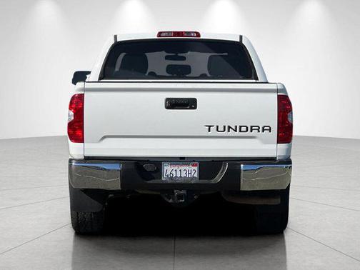 Super White 2017 Toyota Tundra SR5