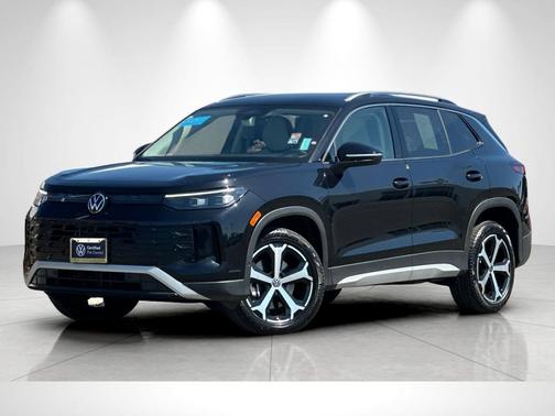 Deep Black Pearl 2025 Volkswagen Tiguan 2.0T SE 4MOTION