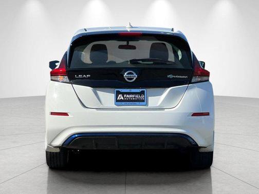 Glacier White 2019 Nissan Leaf S