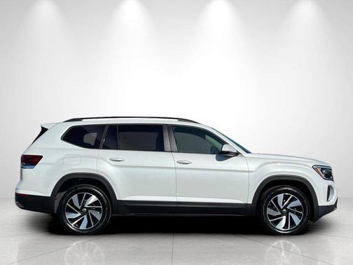 2026 Volkswagen Atlas 2.0T SE w/Technology 4MOTION